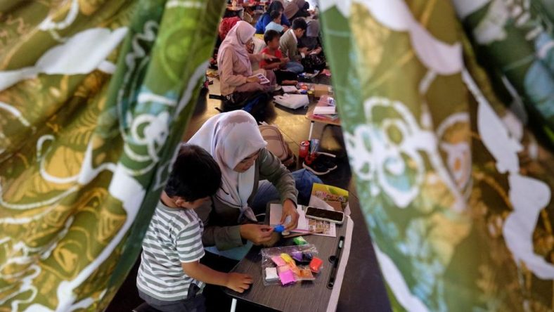Solo Literasi Fest: Generasi Muda Menjaga Warisan Budaya