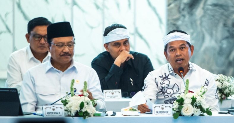 dedi-mulyadi-dorong-jam-masuk-sekolah-lebih-pagi-demi-disiplin-dan-prestasi-siswa