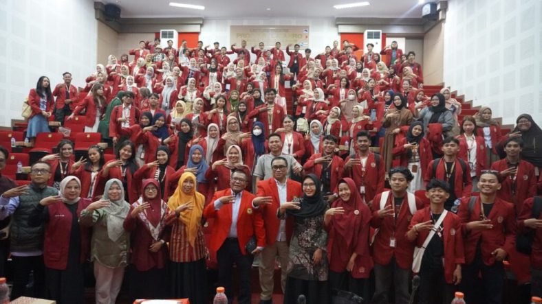Dinamisasi Pembelajaran dan Motivasi Lanjut Studi Benchmarking Unimaju